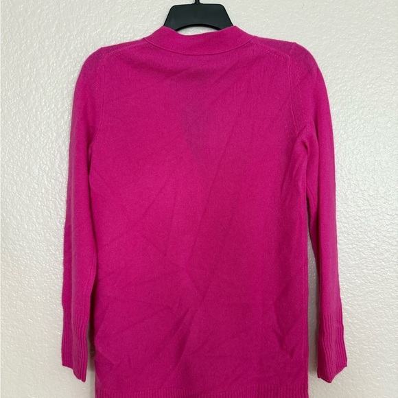 NWT C by Bloomingdale's Cashmere
Cashmere Grandfather Cardigan - Picture 3 of 4